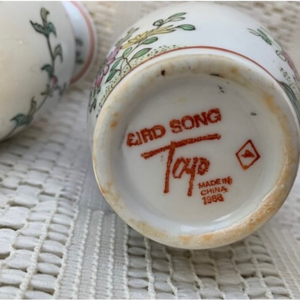Pair Toyo Birdsong Vases - Picture 4 of 10